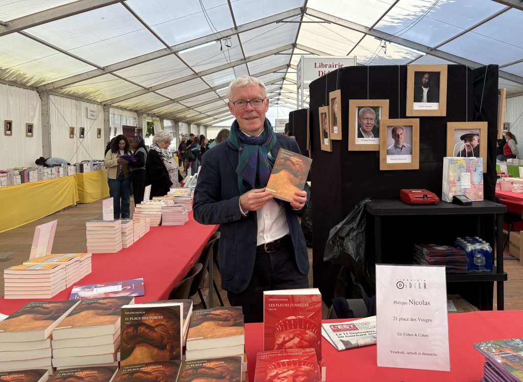 Philippe Nicolas et Les éditions Cohen 21 Place des Vosges Le Livre sur la Place